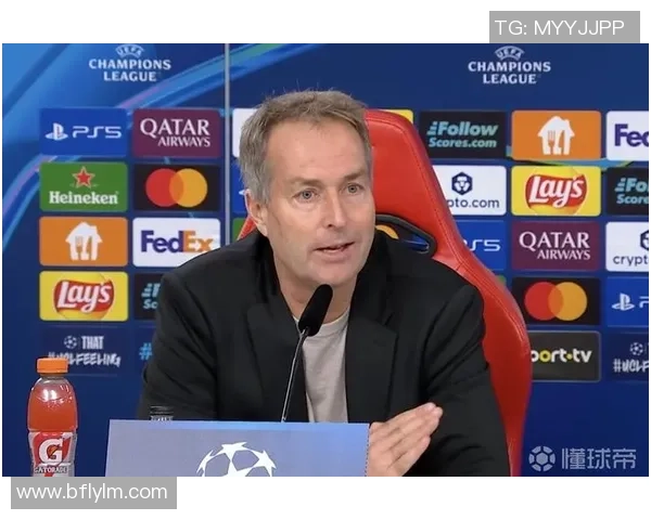 从球场到教练席足球明星转型教练的传奇故事与挑战