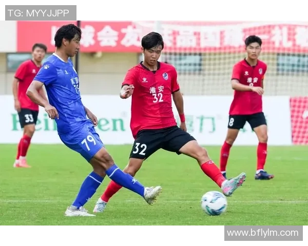 南京足球队盯防革新探索新战术提升整体防守实力与比赛竞争力