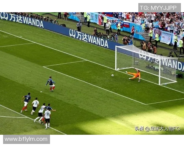 维看足球：深入解析足球战术与球员表现的全新视角与体验