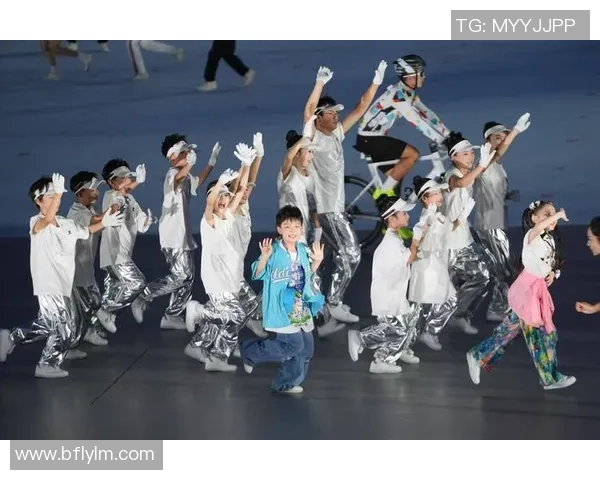 街舞纪实：见证杭州街舞队从默默无闻到璀璨辉煌的奋斗之路