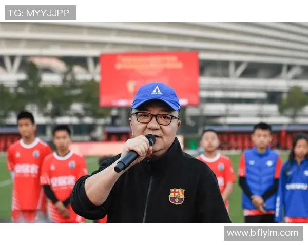 足球小将董路的成长之路与梦想追逐的精彩故事 足球小将董路的成长之路与梦想追逐的精彩故事